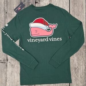 VINEYARD VINES SANTA WHALE POCKET TEE, SIZE MEDIUM